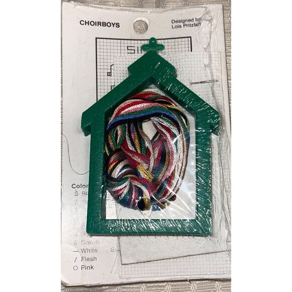 The New Berlin Co. Vintage Counted Cross Stitch Christmas Ornament Kit 30364 Sin - Picture 2 of 2